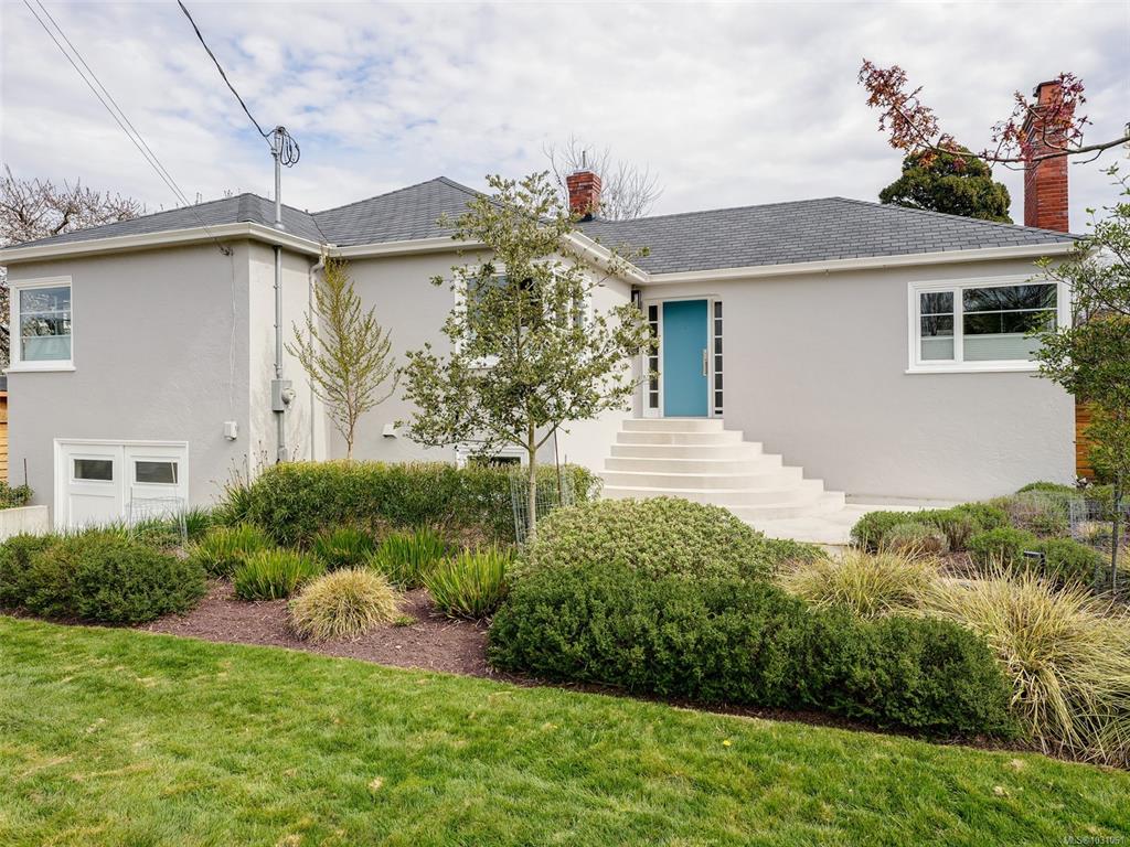 Second View of 2420 Bowker Ave, Oak Bay, BC, V8R 2G1