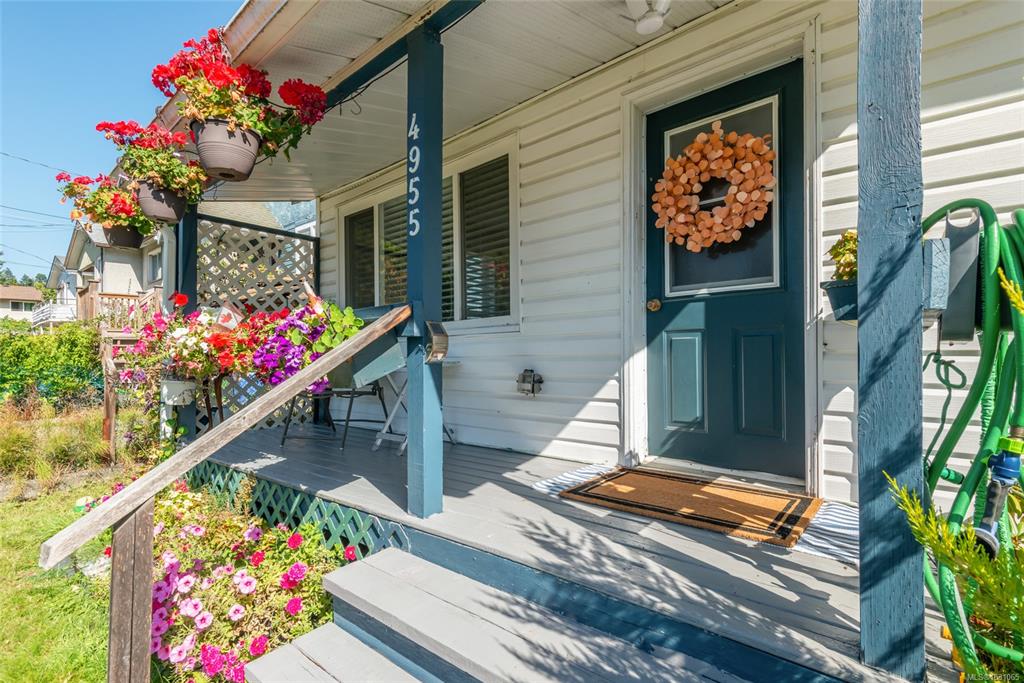 4955 Elizabeth St, 1031065, BC,
