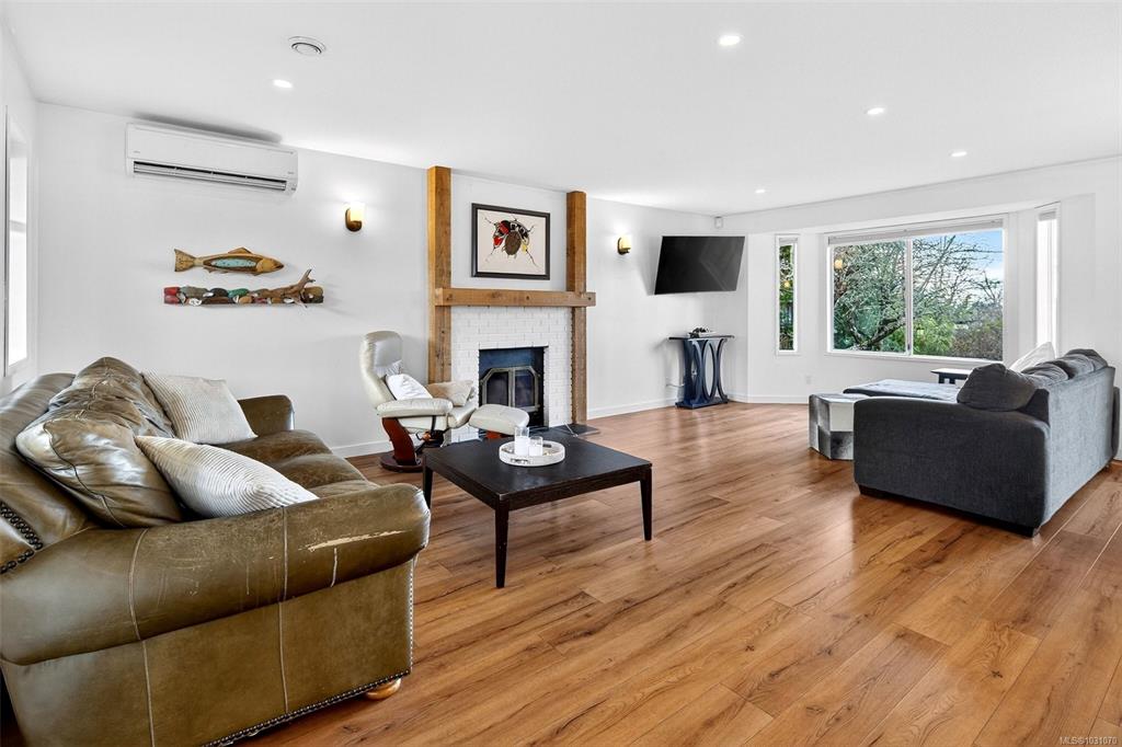 3990 Bow Rd, 1031070, BC,