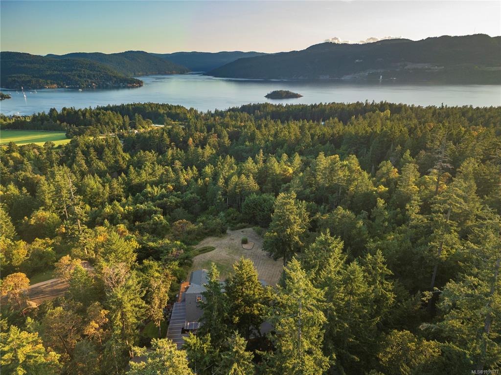 Fourth View of 8100 Woodwyn Terr, Strata only for private road., Central Saanich, BC, V8M 1S2