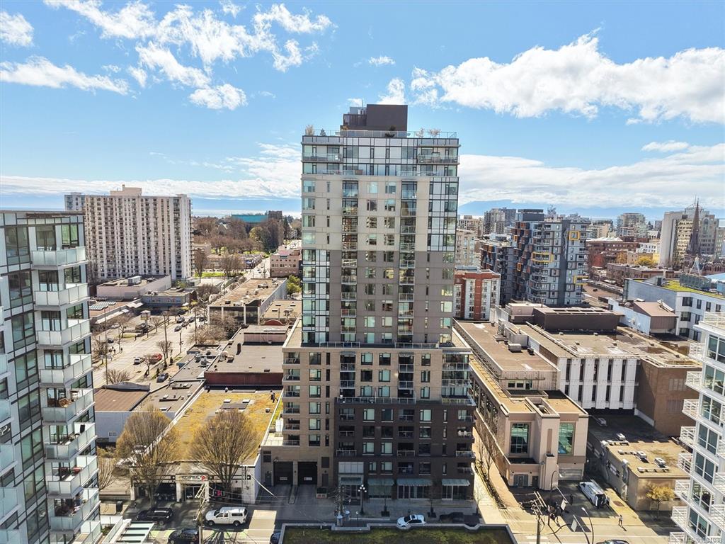 845 Johnson St, 1031088, BC,