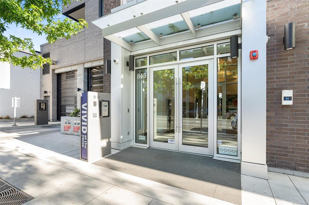 Fourth View of 845 Johnson St, Victoria, BC, V8W 0G3