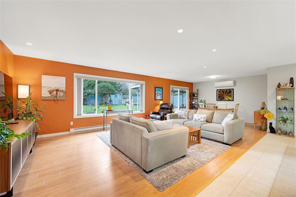 Fifth View of 1298 Sunrise Dr, Parksville, BC, V9P 1W7