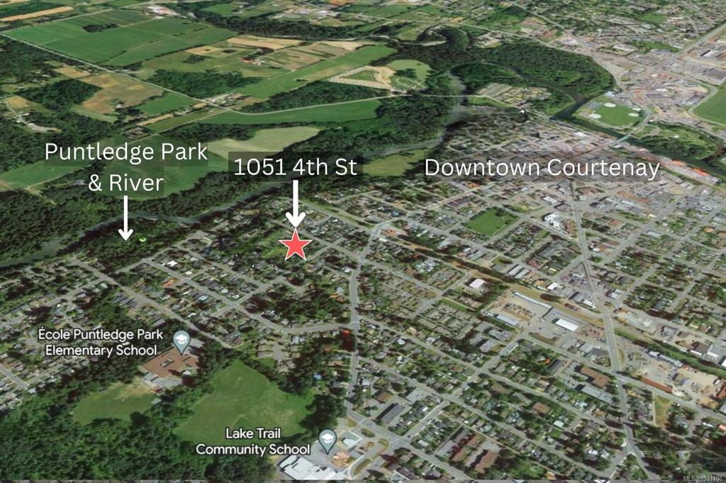 Fifth View of 1051 4th St, West Orchard Heights, Courtenay, BC, V9N 1H6
