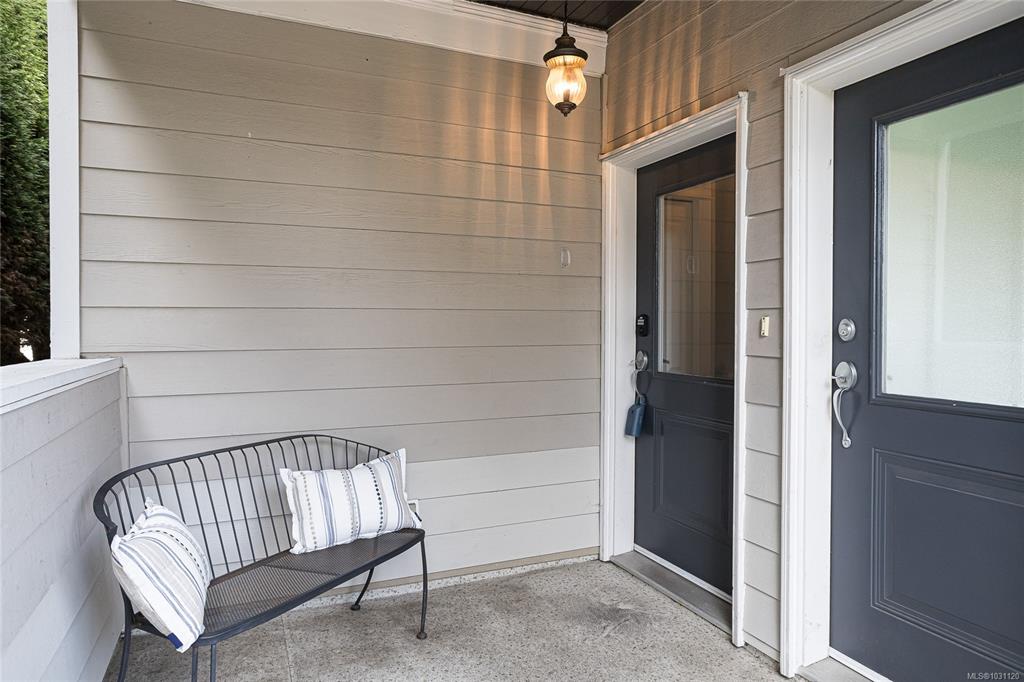 Fourth View of 1216 Styles St, Victoria, BC, V9A 3Z5