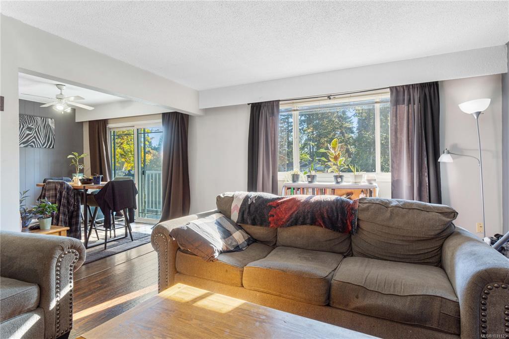 Fifth View of 5430 5432 Bergen Op Zoom Dr, Nanaimo, BC, V9T 2M2