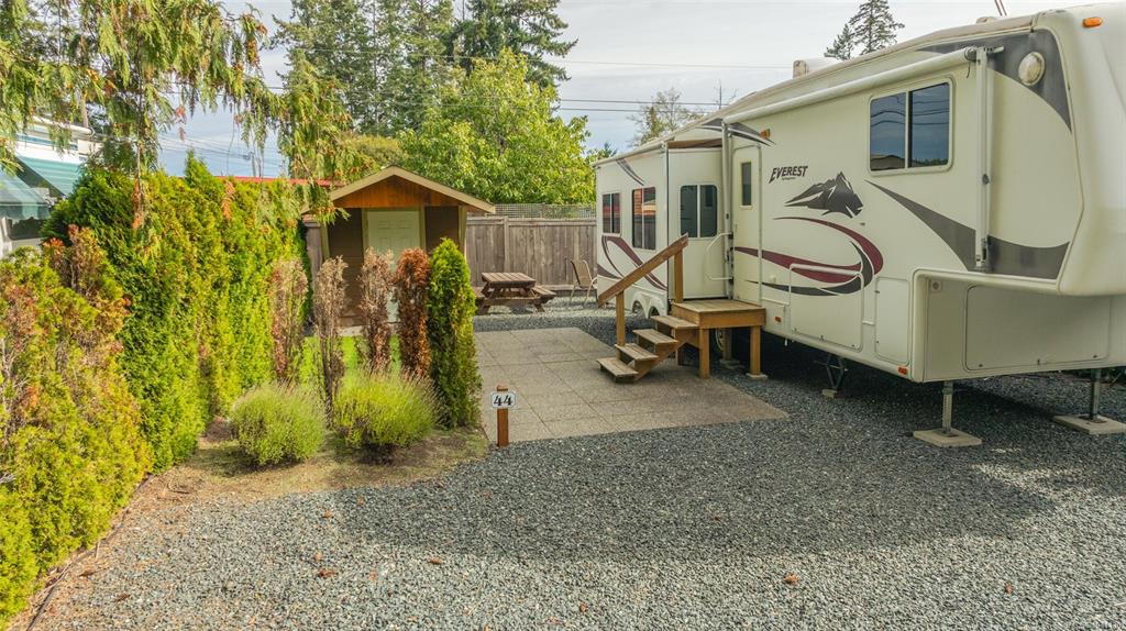 Third View of 6050 Island Hwy, BAYWATER ESTATES, Qualicum Beach, BC, V9K 2E1