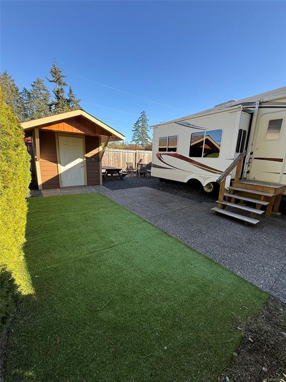 Fifth View of 6050 Island Hwy, BAYWATER ESTATES, Qualicum Beach, BC, V9K 2E1