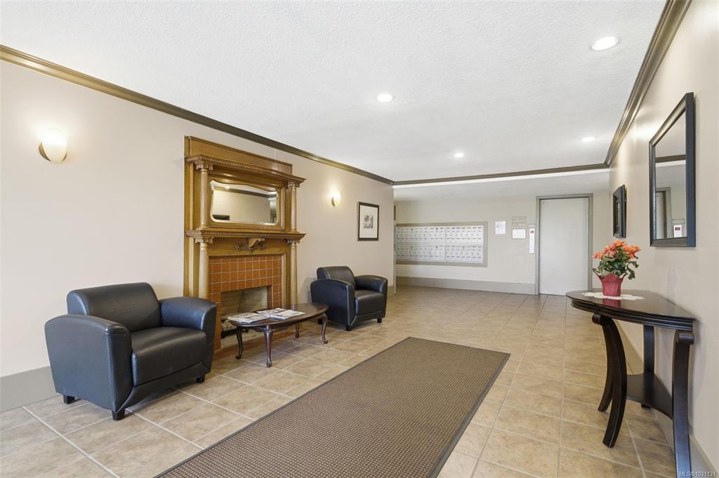 Third View of 2100 Granite St, Oak Bay, BC, V8S 3G7