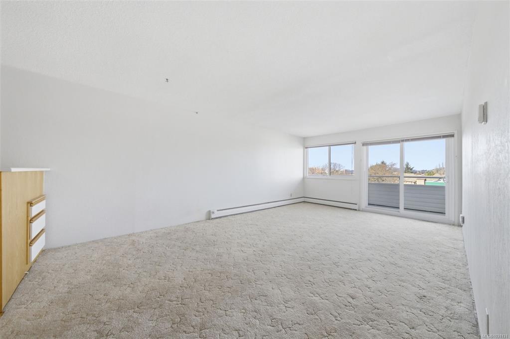 Fourth View of 2100 Granite St, Oak Bay, BC, V8S 3G7