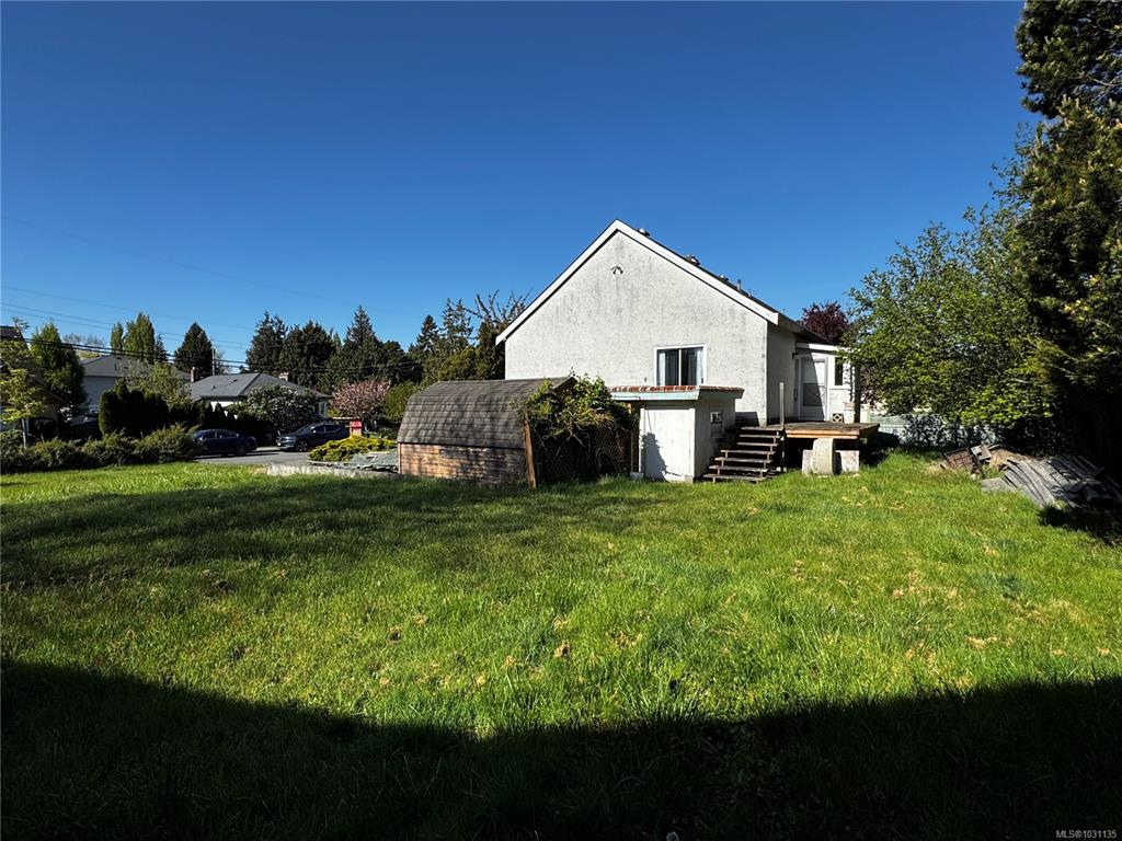 Fourth View of 385 Kinver St, Esquimalt, BC, V9A 6C3