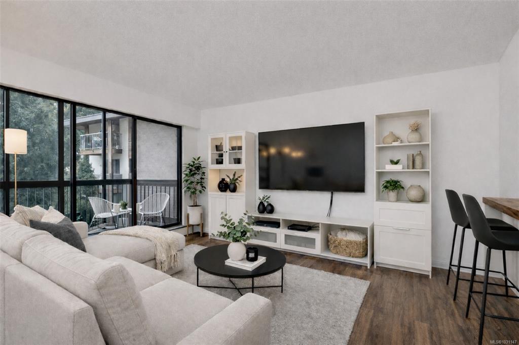 1005 Mckenzie, 1031147, BC,