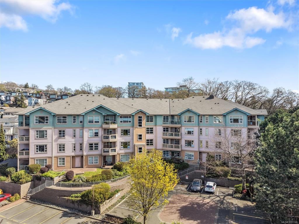 799 Blackberry Rd, 1031148, BC,