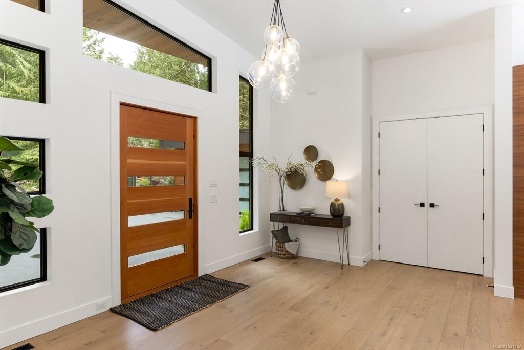 Fifth View of 867 Bradley Dyne Rd, North Saanich, BC, V8L 5H1