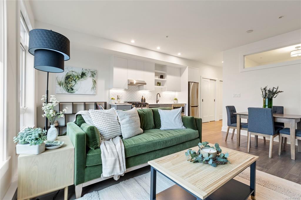 1114 Samar Cres, 1031162, BC,