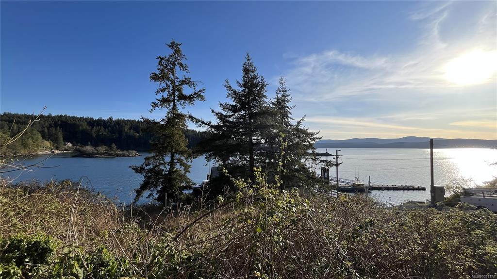 1201 Port Washington Rd, 1031177, BC,