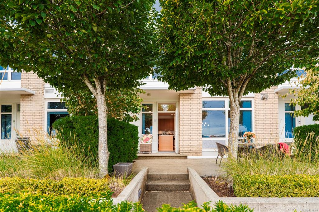 Fourth View of 38 Front St, Nanaimo, BC, V9R 0B8