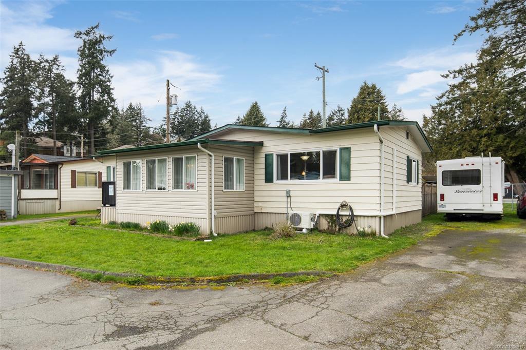 Fourth View of 2607 Selwyn Rd, Langford, BC, V9B 3L2