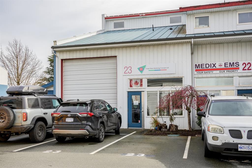 2075 Henry Ave W, 1031228, BC,