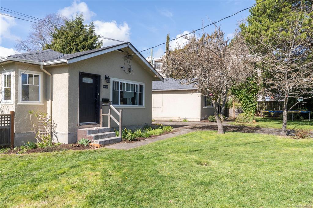 Fifth View of 2442 2462 Eastdowne Rd, Oak Bay, BC, V8R 5P8
