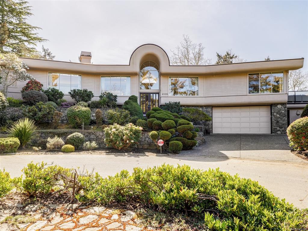 4329 Stoneywood Lane, 1031250, BC,