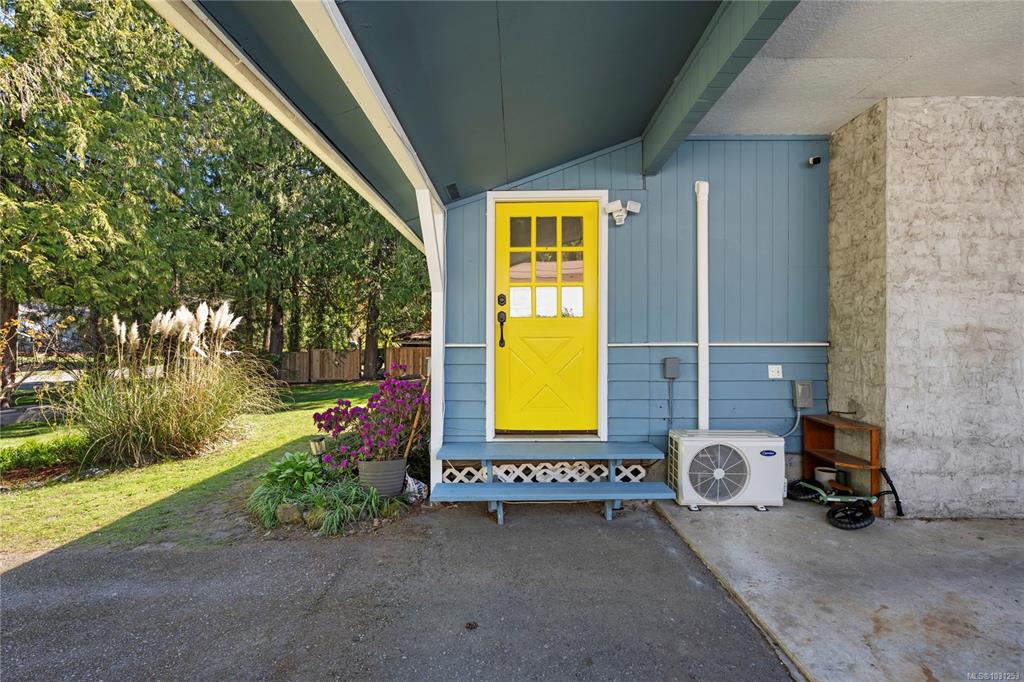 Fourth View of 1817 Meadowlark Cres, Nanaimo, BC, V9X 1G6