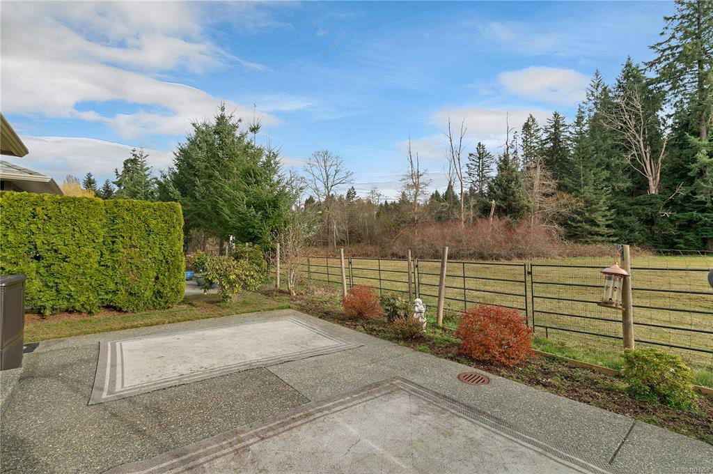 Third View of 48 Mcphedran Rd S, Campbell River, BC, V9W 3C6