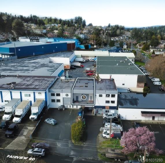 MLS® listing #30972416 for sale located at 798 Fairview Rd