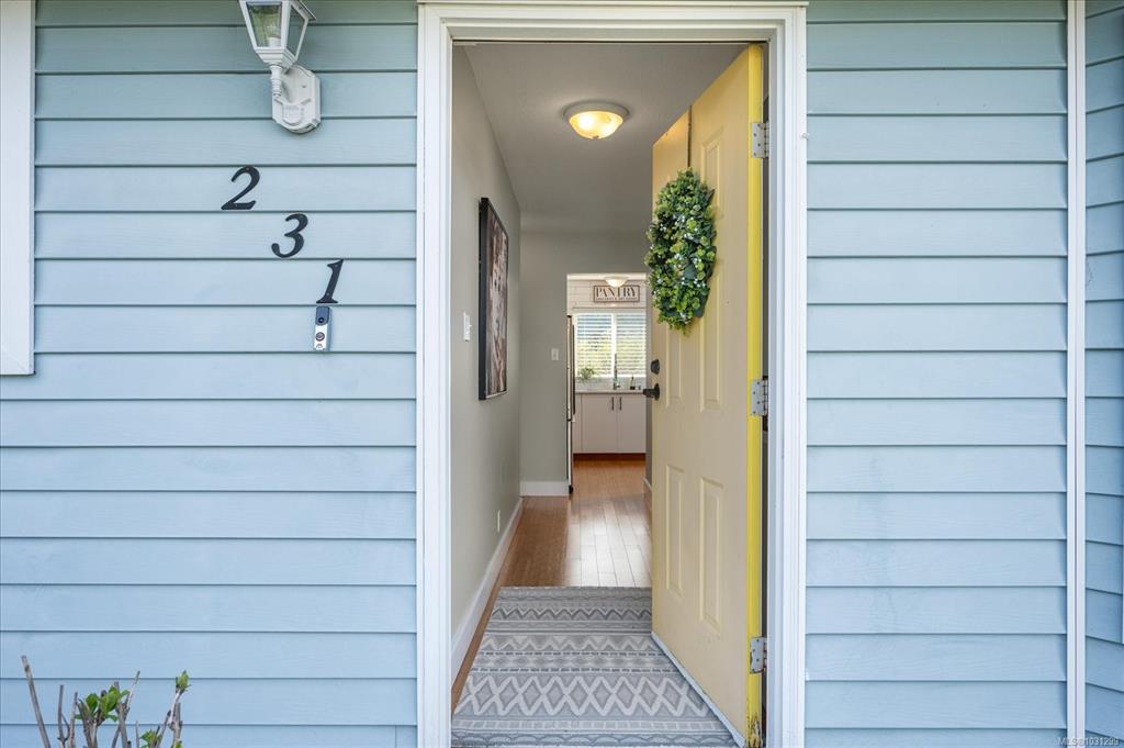 Third View of 231 Derby Pl, Nanaimo, BC, V9R 6H3