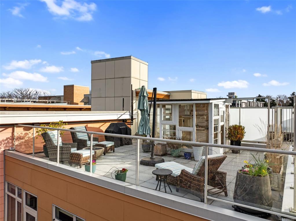 Second View of 1035 Sutlej St, Essencia Verde, Victoria, BC, V8V 2V9