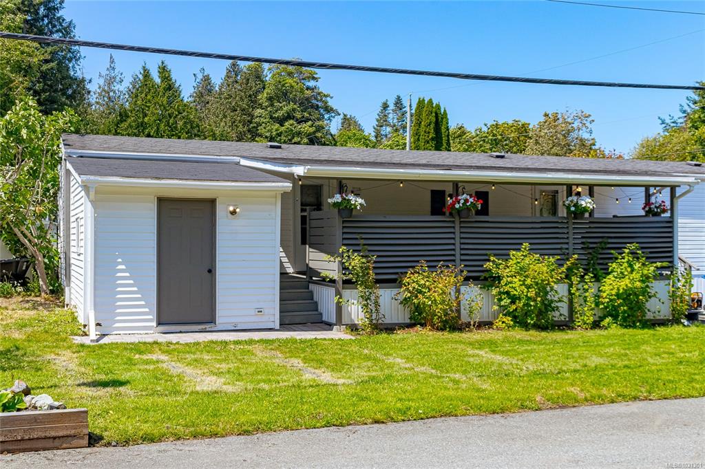 Second View of 2850 Stautw Rd, Central Saanich, BC, V8M 2C9