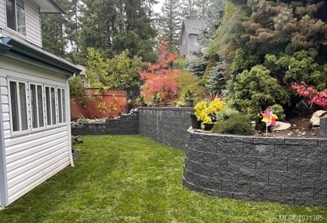 Fifth View of 212 Cowichan Ave E, Lake Cowichan, BC, V0R 2G0