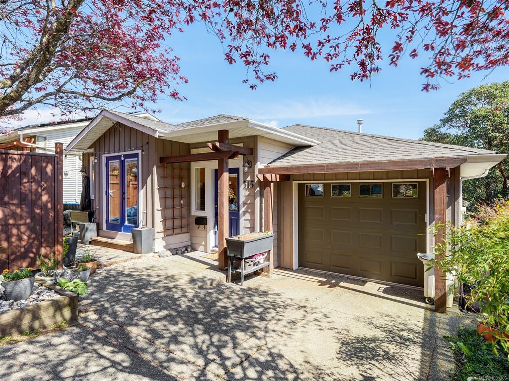 515 Selwyn Falls Dr, 1031306, BC,