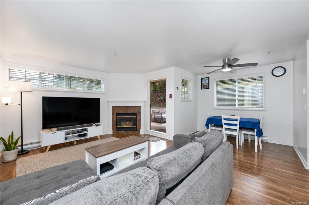 Fourth View of 1371 Hillside Ave, Sterling Court, Victoria, BC, V8T 2B3