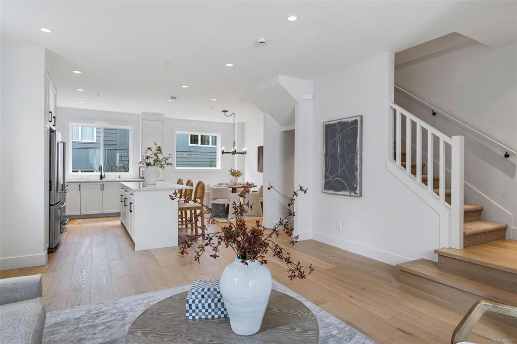 10145 Fifth St, 1031333, BC,