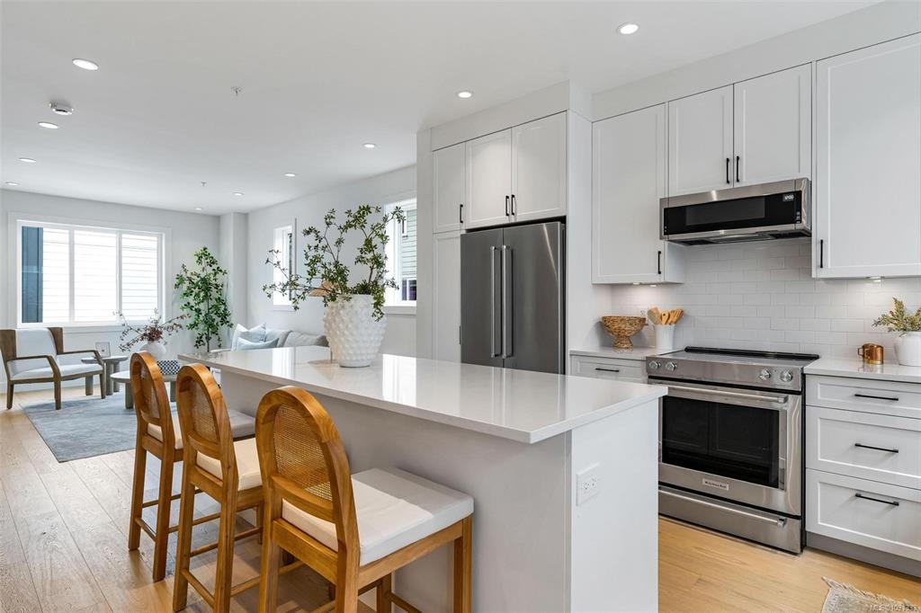 Third View of 10145 Fifth St, Bayside Towns on Fifth, Sidney, BC, V8L 2X8