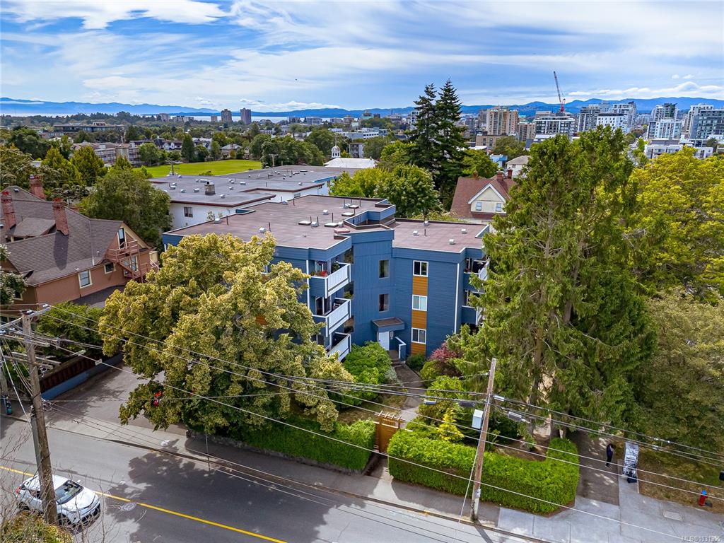 Third View of 1331 Johnson St, Victoria, BC, V8W 3P2