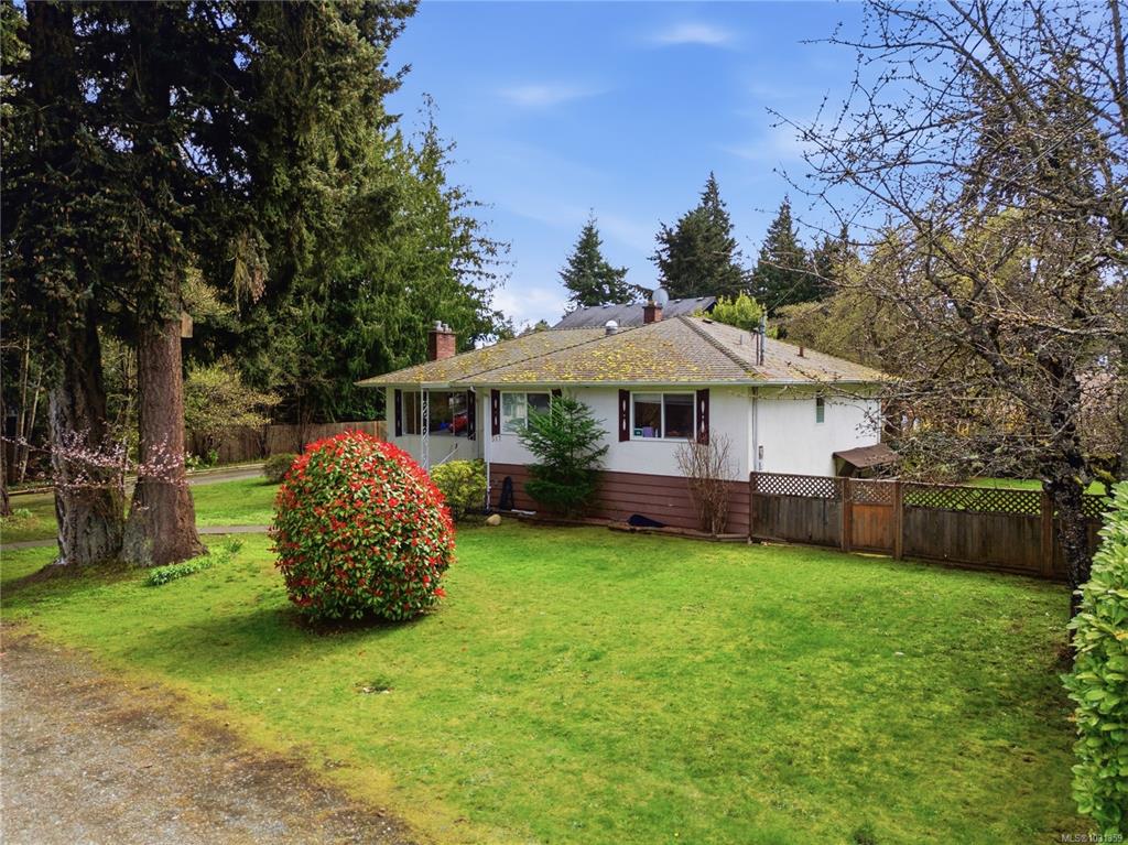 Third View of 517 Allandale Rd, Colwood, BC, V9C 2M2