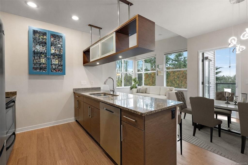 Fifth View of 4394 West Saanich Rd, Saanich, BC, V8Z 0B5