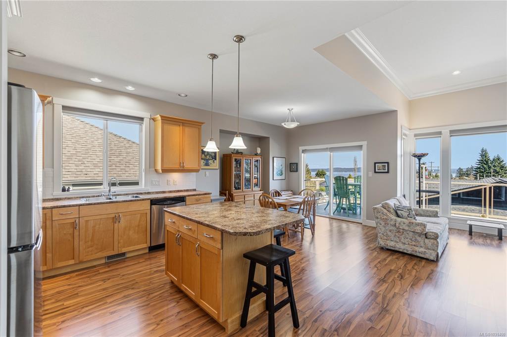 Third View of 505 Hall Rd, Ladysmith, BC, V9G 1V9