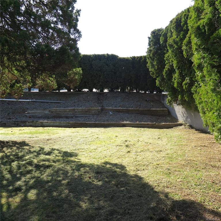 Fifth View of 10980 Westdowne Rd, Town and Country MHP, Ladysmith, BC, V9G 1X2