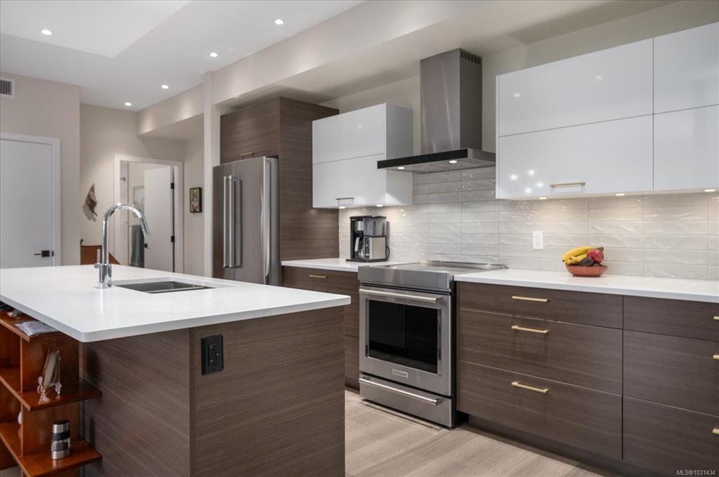 Third View of 100 Lombardy St, Lombardy 100, Parksville, BC, V9P 0G4