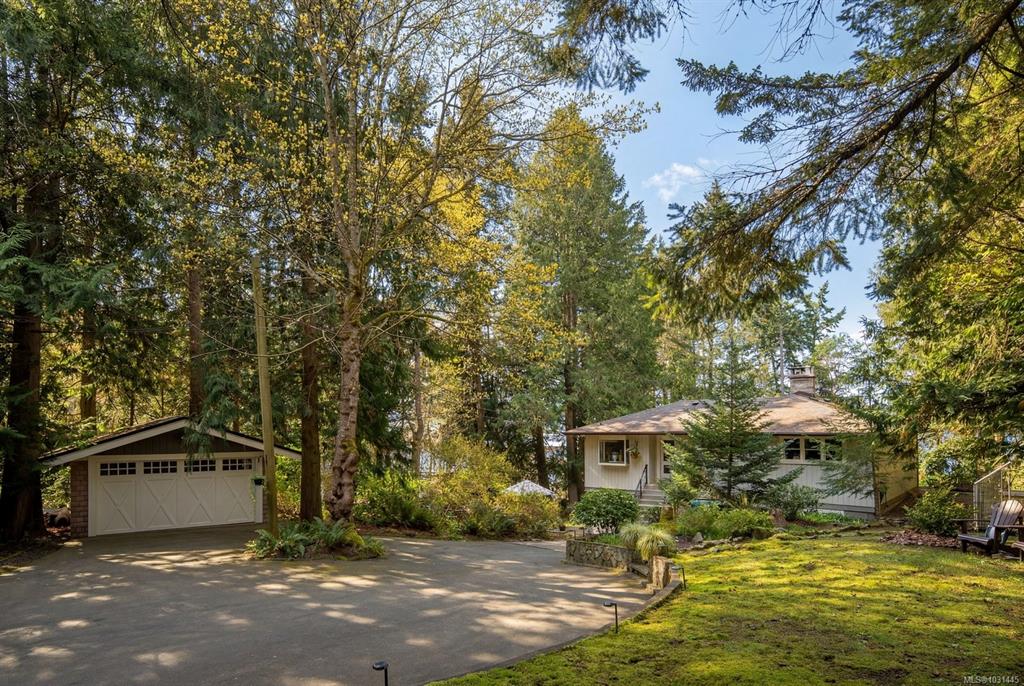 Third View of 2320 Dolphin Rd, North Saanich, BC, V8L 5V2