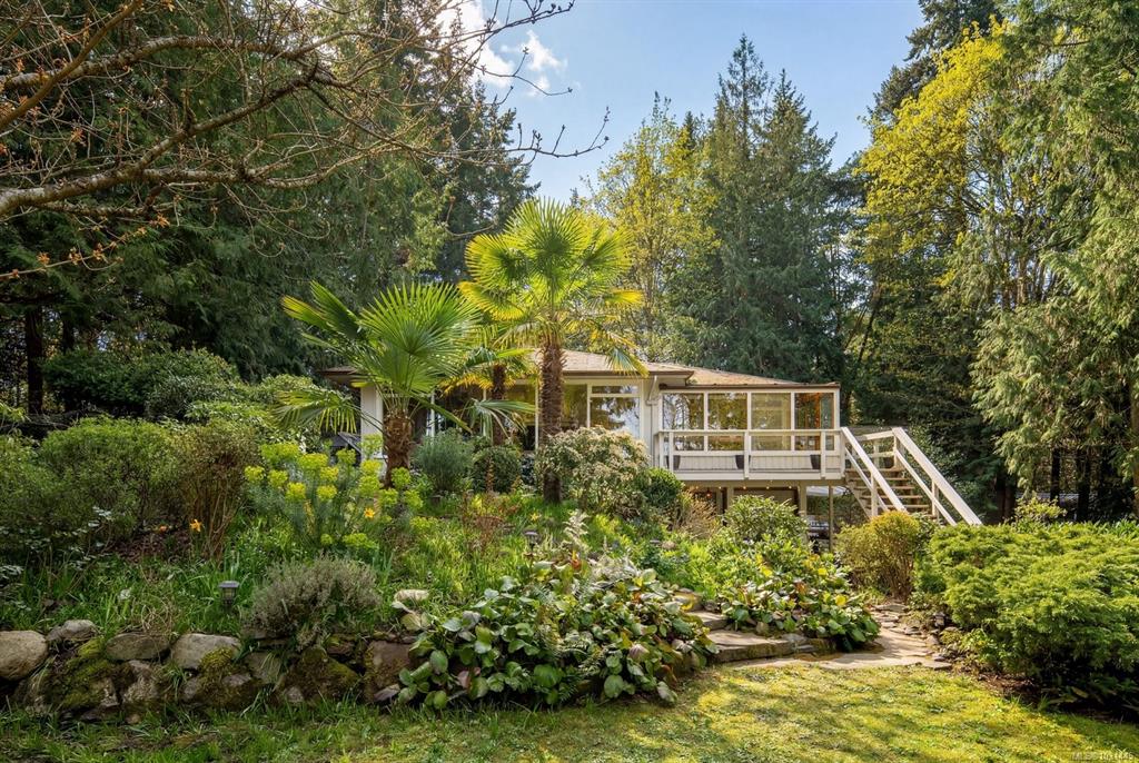 Fourth View of 2320 Dolphin Rd, North Saanich, BC, V8L 5V2