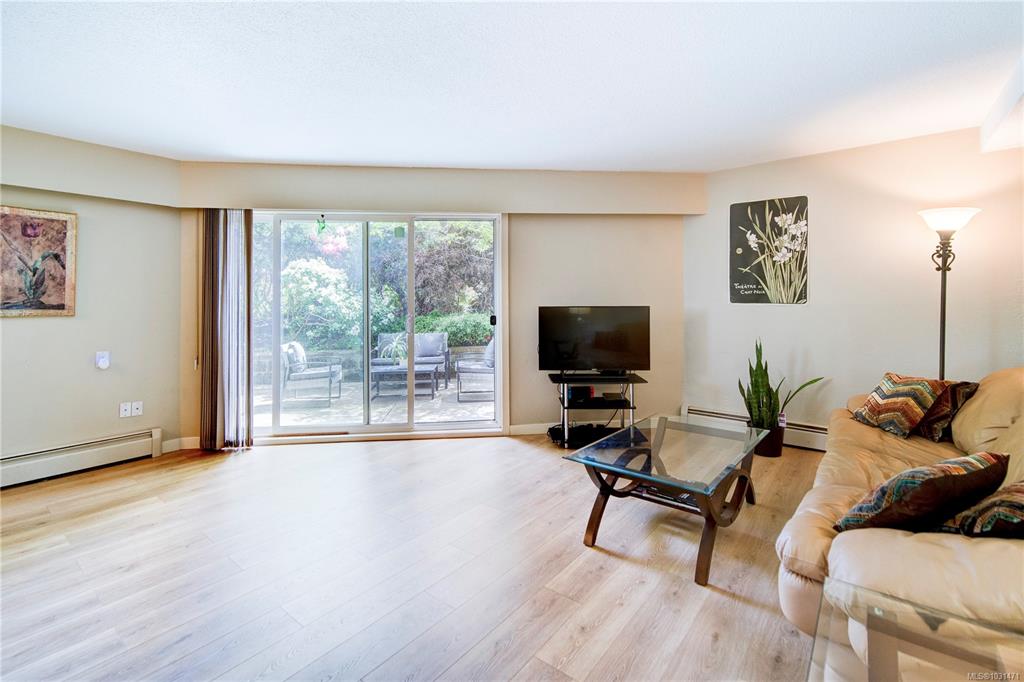3800 Quadra St, 1031471, BC,