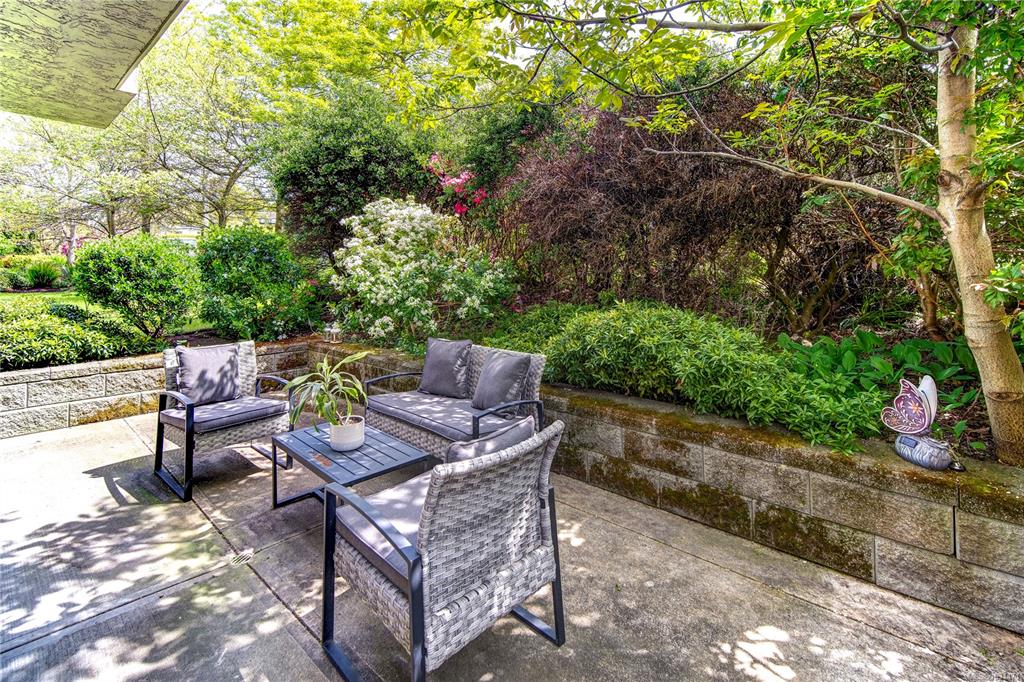 Third View of 3800 Quadra St, Uptown Rise, Saanich, BC, V8X 1H8