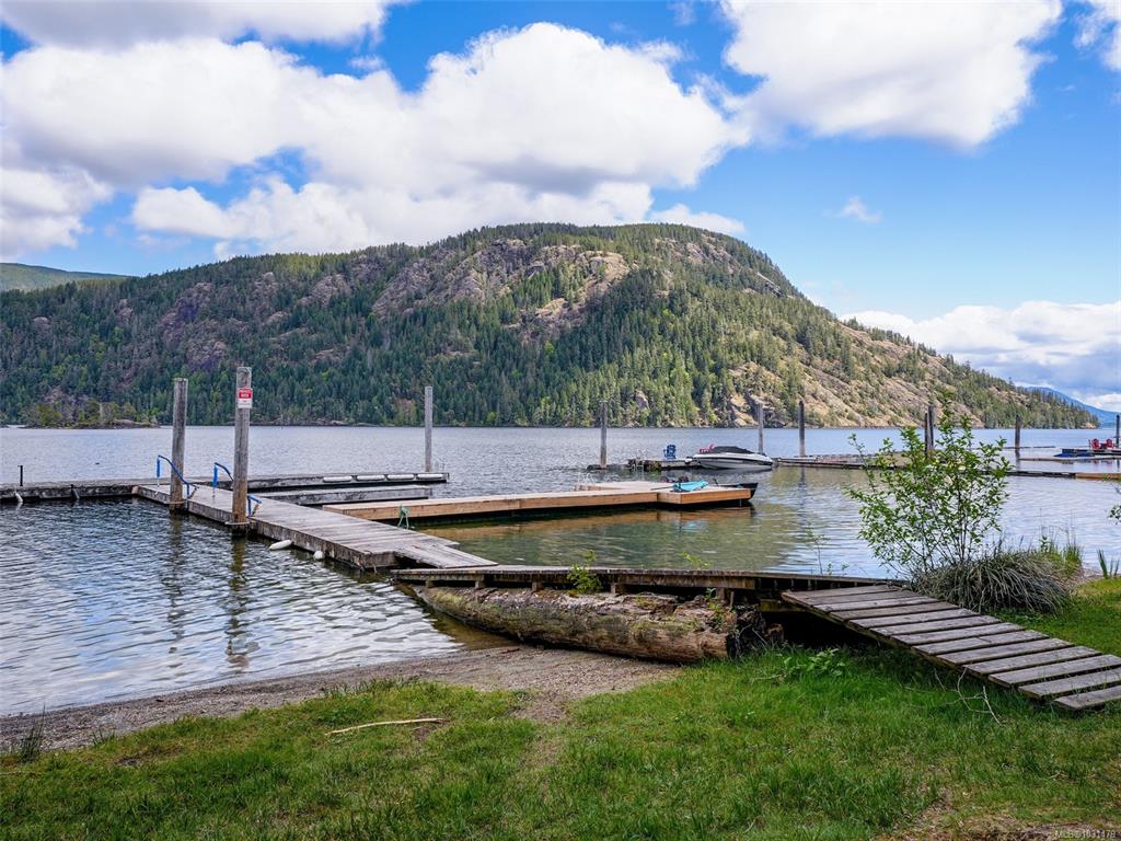 Third View of 7363 Walton Rd, Honeymoon Bay, BC, V0R 1Y0