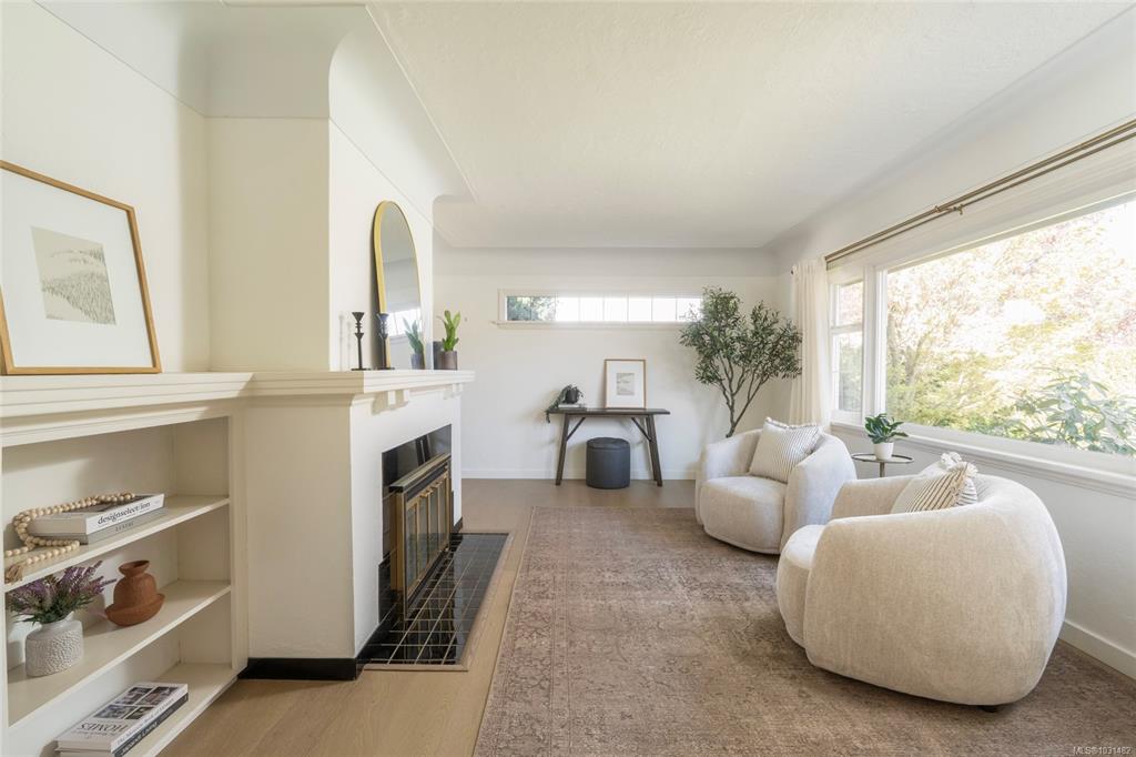 Third View of 2041 Carnarvon St, Oak Bay, BC, V8R 2V2