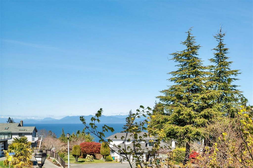 3628 Glen Oaks Dr, 1031537, BC,