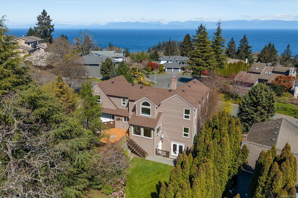 Third View of 3628 Glen Oaks Dr, Nanaimo, BC, V9T 5J8